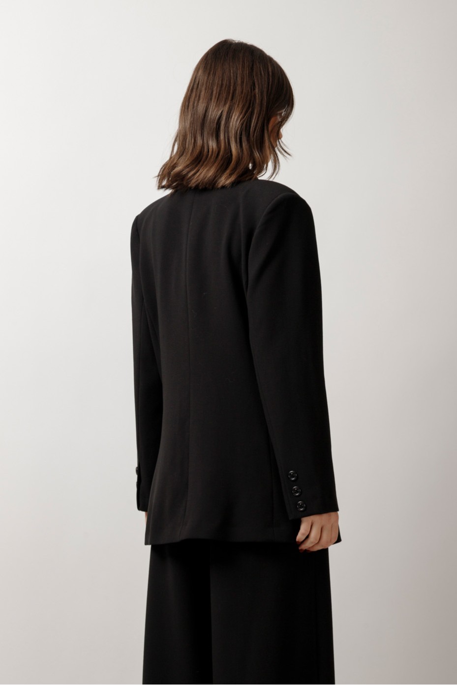 CROSS-BACK BLAZER